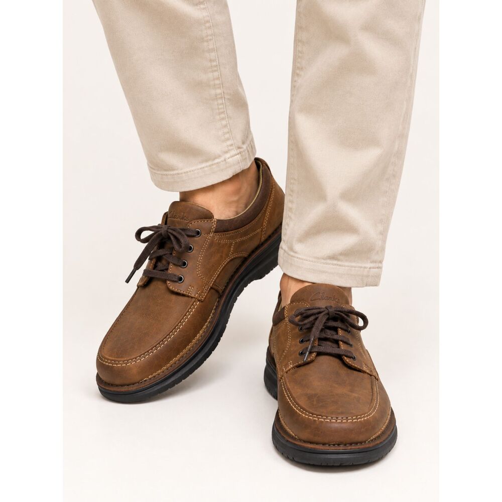 Clarks Mens 9.5 Brown Leather Moc Toe Oxford Shoes Lace Up Comfort Casual
